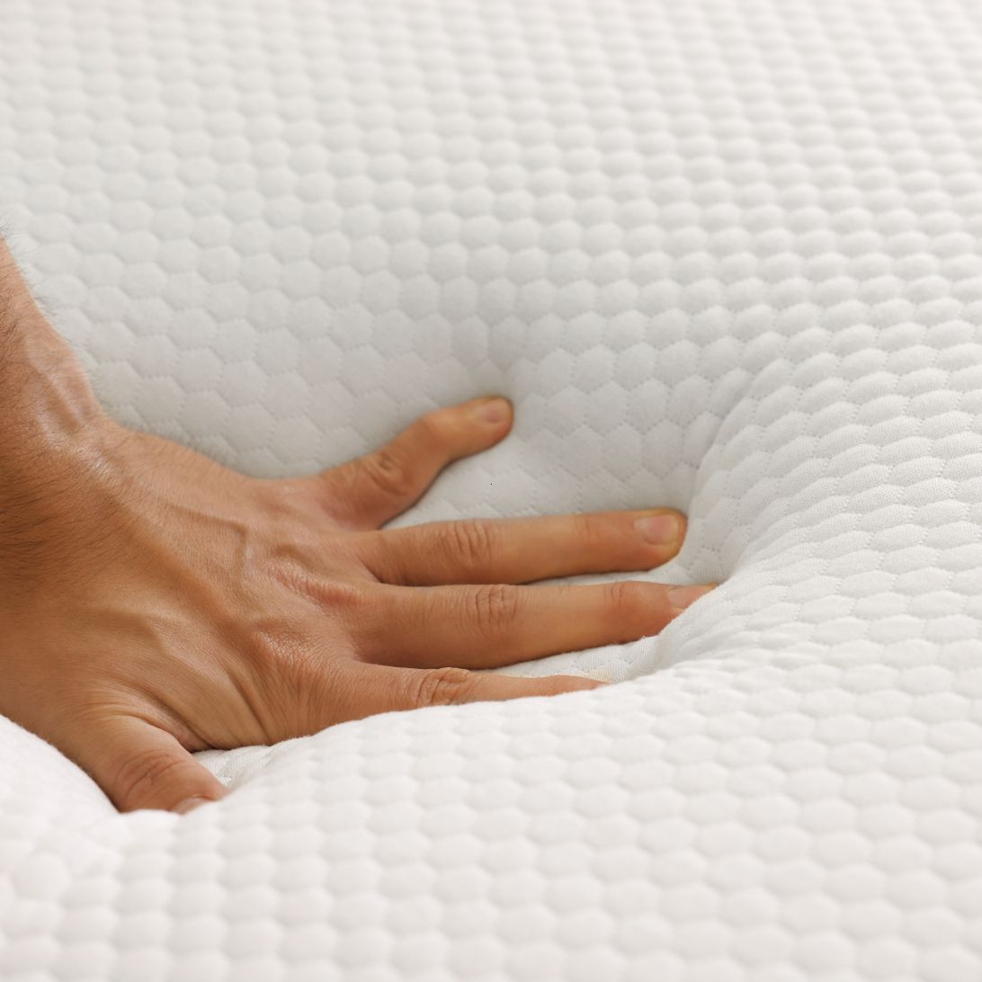 Hand drukt koudschuim-matras in