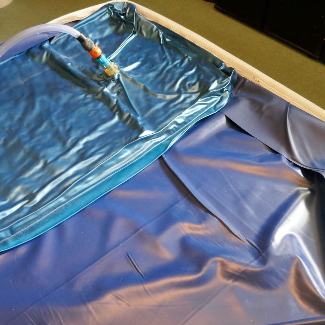 Waterbed 1 Waterbed dat gevuld wordt